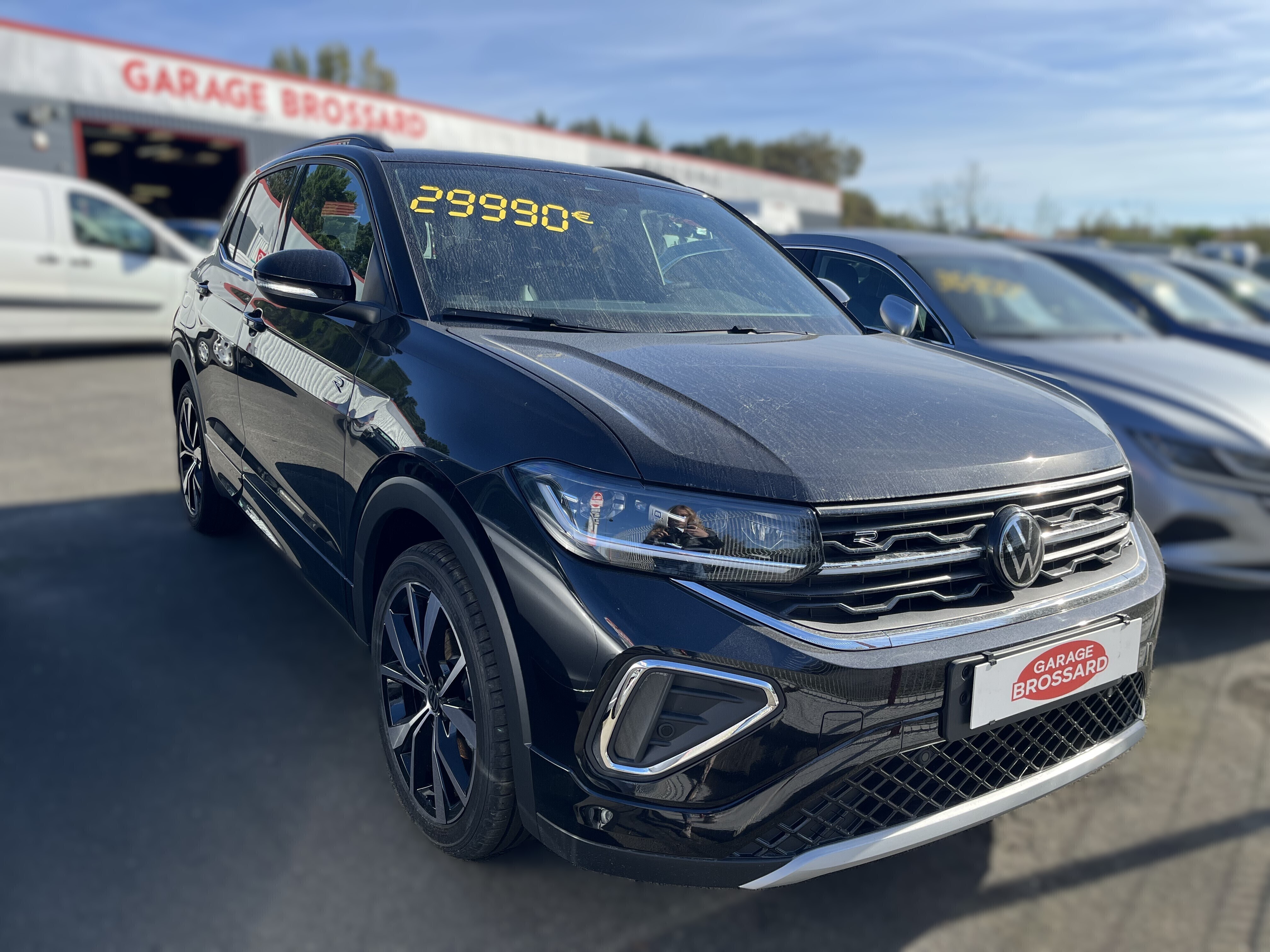 T-CROSS